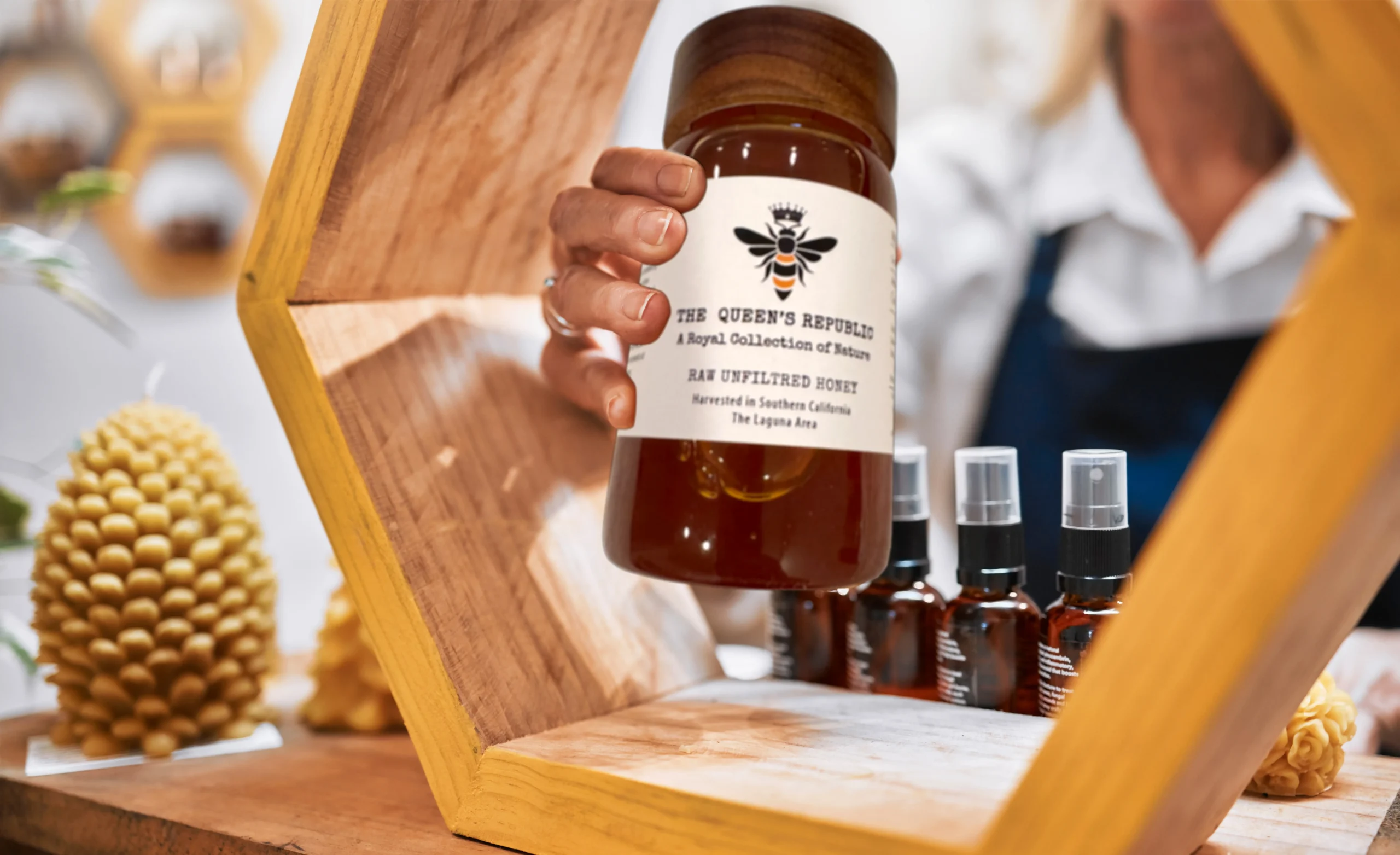 Raw Unfiltred Honey - Image 3